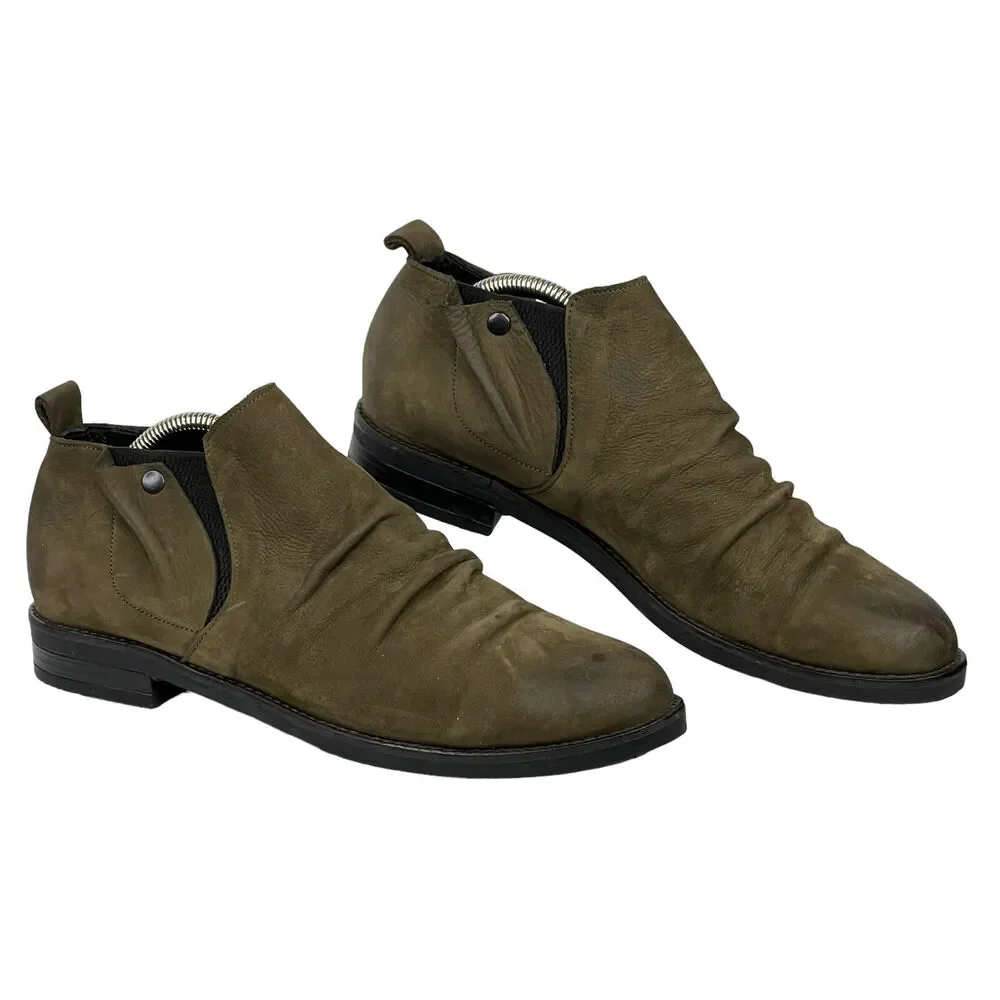 Bueno Pull On Leather Bootie Women's SZ 9.5 40 Olive Boho Elastic Panel Comfort
